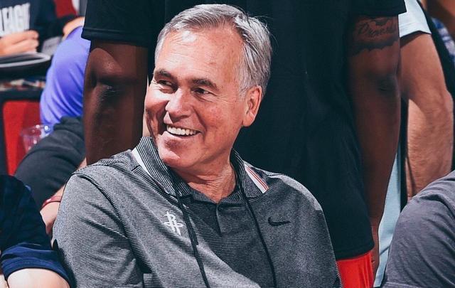 9game-尤文图斯训练开放日，集结日再遭质疑引欢呼，欧篮联在即，心理建设被强调-9game